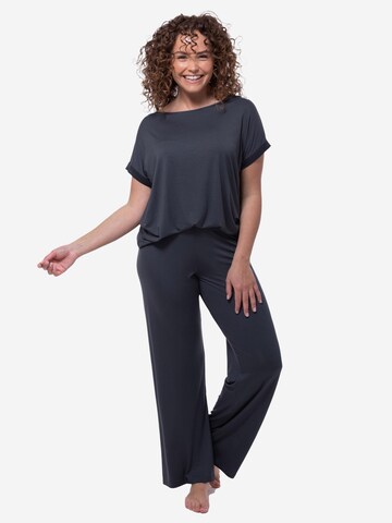 Mey Pyjama 'Pure Chic'‌‌‌‌‌ in Grau
