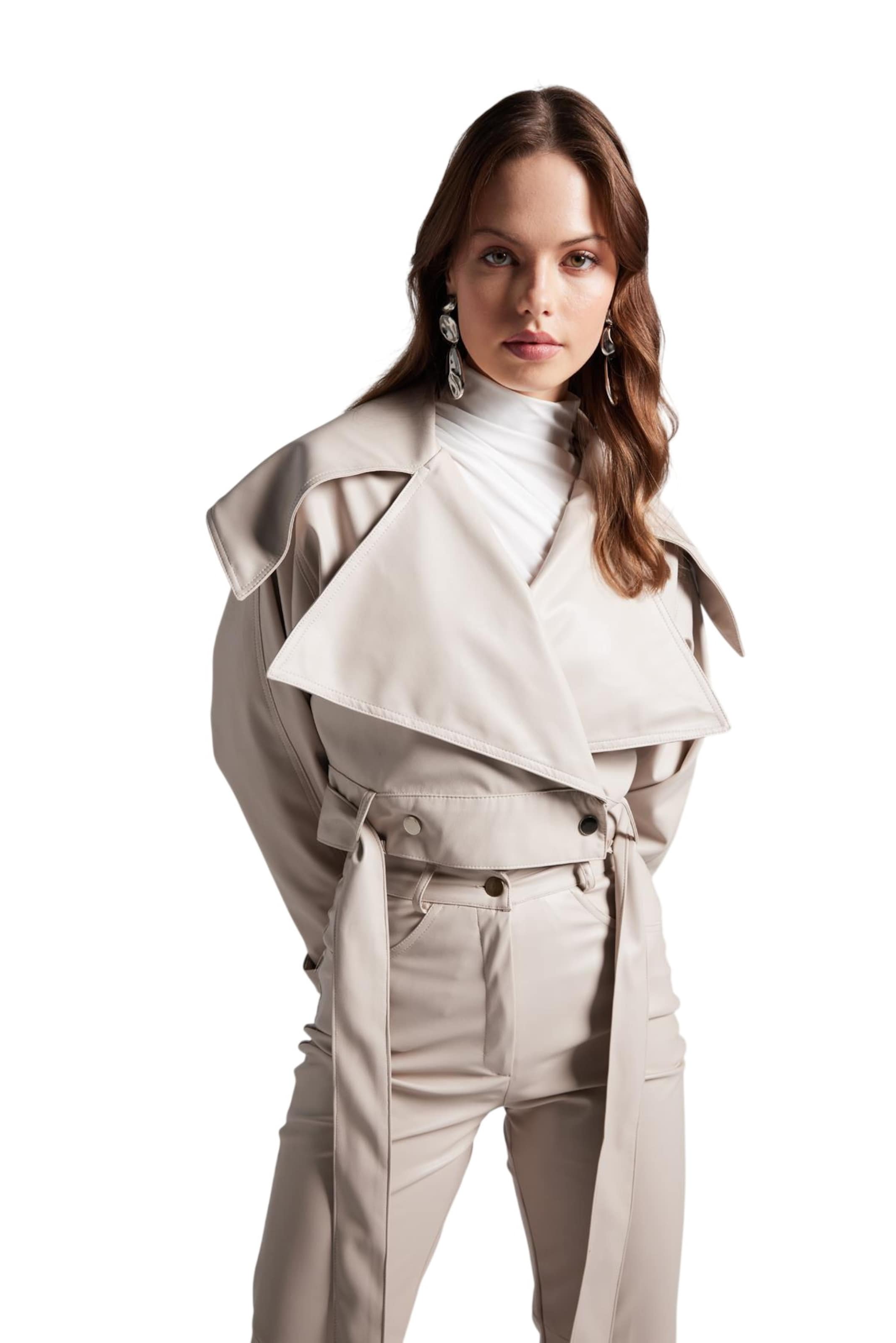 HOLLY LOLLY Between-season jacket in Beige: front