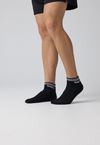SNOCKS Socks in Black: front