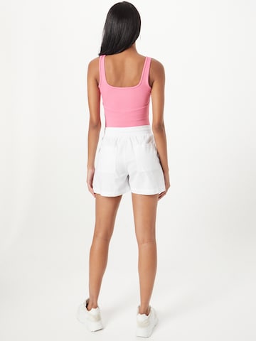 GAP Loosefit Shorts in Weiß