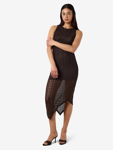 Robe 'Bailey' Noisy may en marron