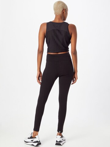 Skinny Pantaloni sport de la PUMA pe negru