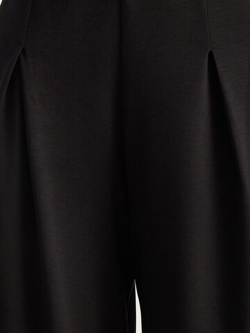 Completo pantalone di Bianco Lucci in nero