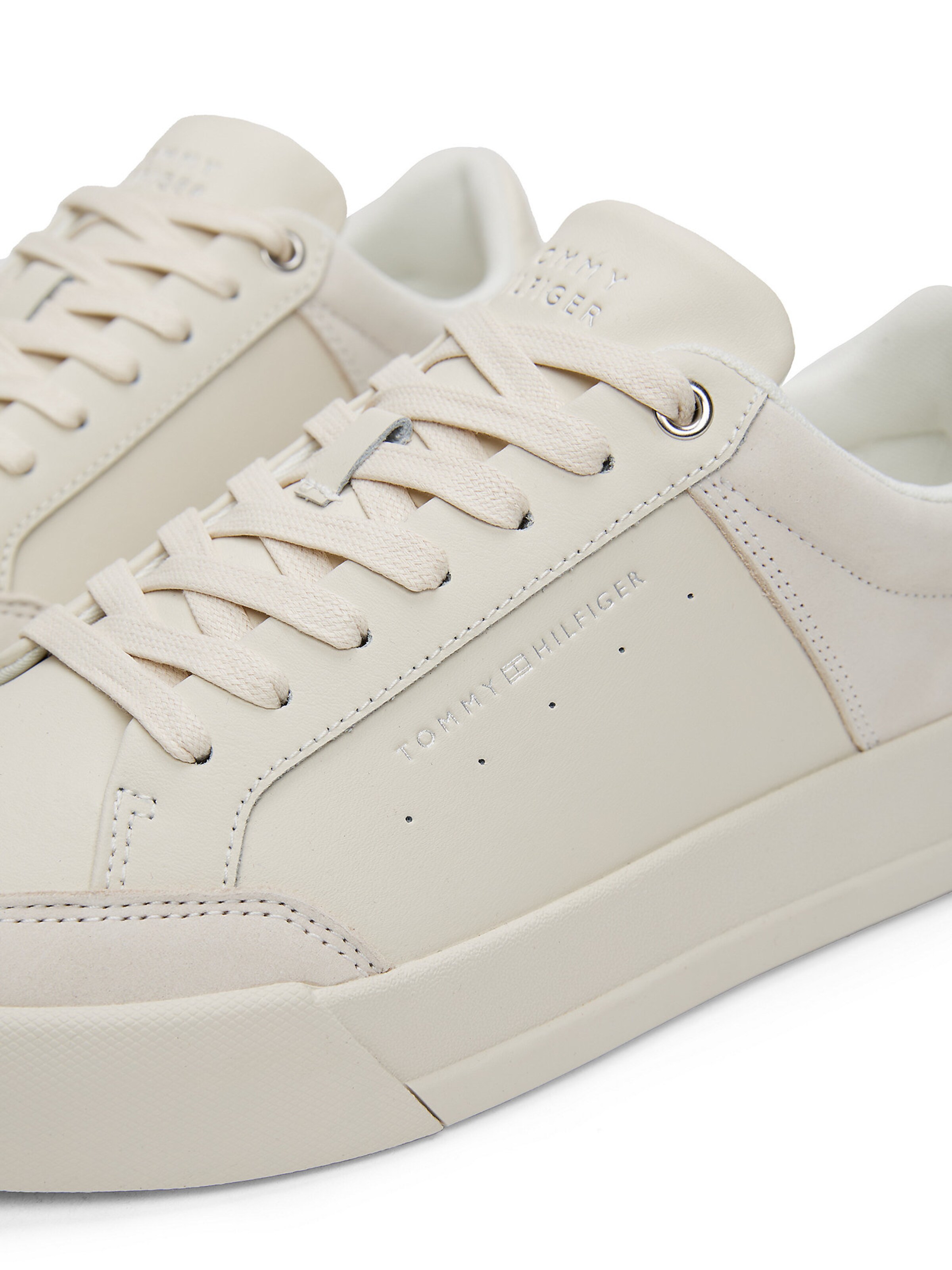 TOMMY HILFIGER Platform trainers 'COURT' in White