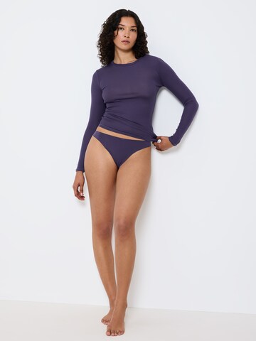 TRIUMPH String ' Red Label Smart Invisible ' in Blau