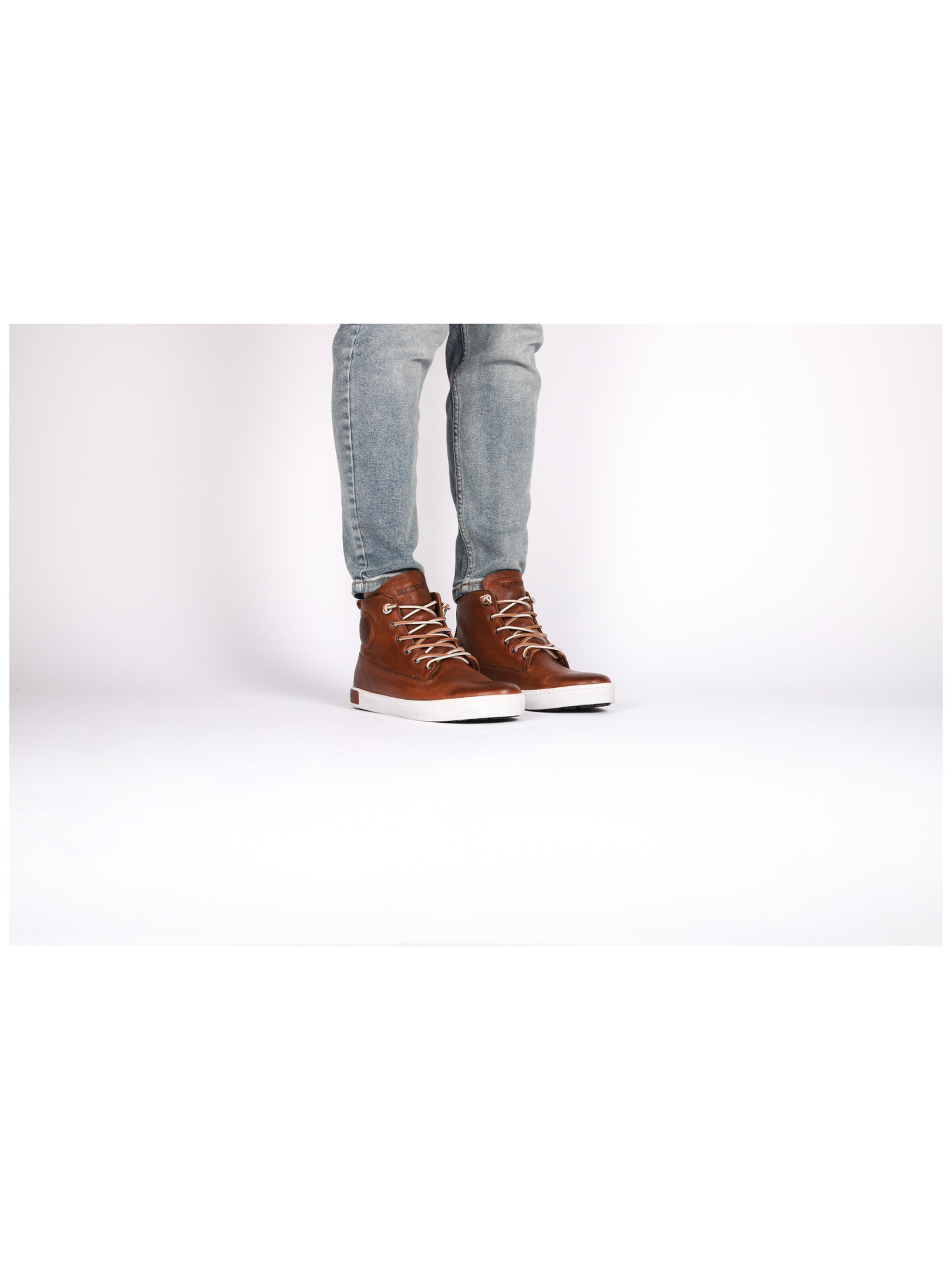 BLACKSTONE Sneaker 'Icon Am02' in Braun