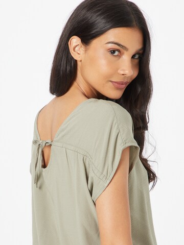 s.Oliver - Blusa em verde