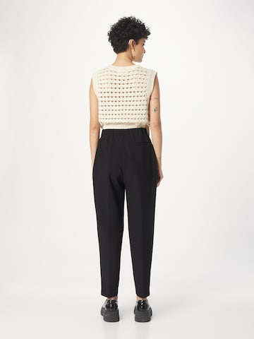 s.Oliver BLACK LABEL Regular Pleat-front trousers in Black