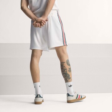 Loosefit Pantalon de sport 'Mexiko Originals' ADIDAS PERFORMANCE en blanc