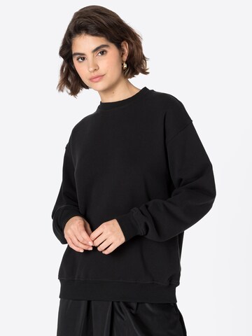 Cotton On Sweatshirt in Black: front