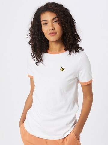 Tricou 'Ringer' de la Lyle & Scott pe alb: față