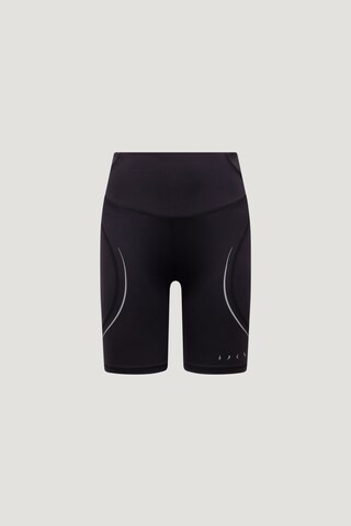 Born Living Yoga Skinny Sportshorts 'Becky' in Schwarz