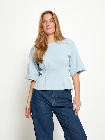 minus - Top 'Juniana' en azul: frente