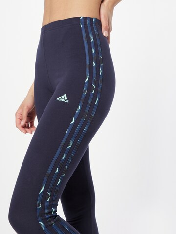 ADIDAS SPORTSWEAR Skinny Fit Спортен панталон 'Essentials 3-Stripes Animal Print' в черно