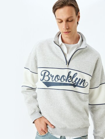 Koton Sweatshirt in Grau