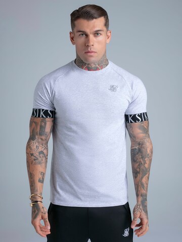 T-Shirt SikSilk en gris : devant