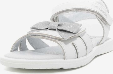 Nero Giardini Sandals 'Porto Bianco' in White: front