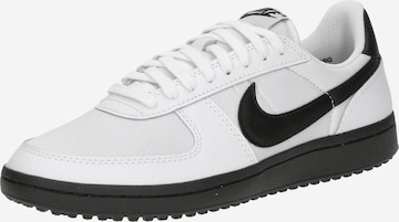 Nike Sportswear Matalavartiset tennarit 'FIELD GENERAL' värissä valkoinen: etupuoli