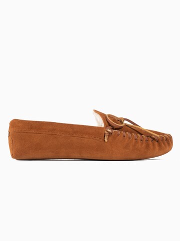 Minnetonka Mockasin 'Pile' i brun