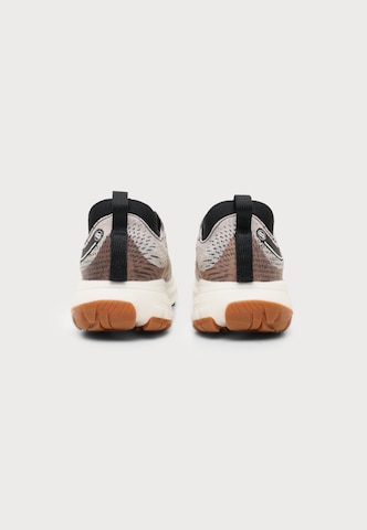 Pantofi 'SEEK' de la KEEN pe negru