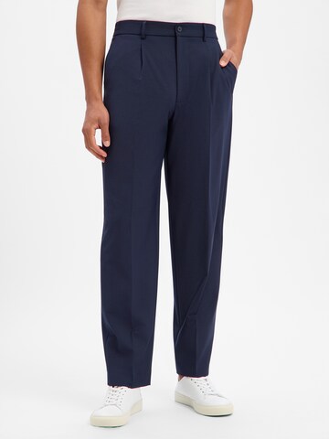 BENVENUTO Tapered Pleated Pants 'Roberto' in Blue: front