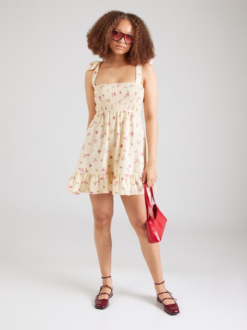Miss Selfridge Dress in Beige
