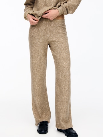 Regular Pantalon Pull&Bear en beige : devant