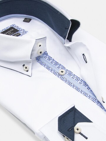 7Camicie - Ajuste estrecho Camisa de negocios 'Roma Iconic Satin Man Shirt White' en blanco