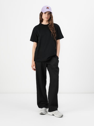 new balance Μπλουζάκι σε μαύρο