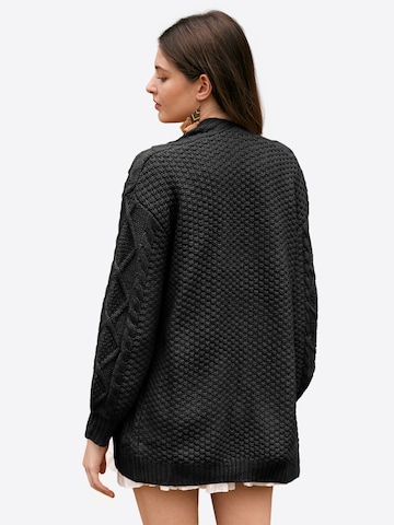 juoda Imily Bela Kardiganas: galas