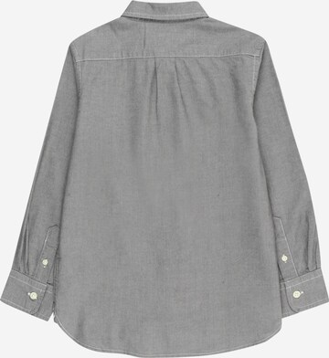 Coupe regular Chemise GAP en gris