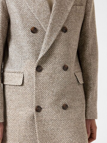 Antioch Between-seasons coat 'Yseult' in White