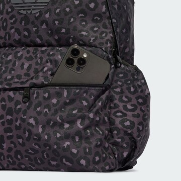 ADIDAS ORIGINALS Backpack 'Classic' in Black