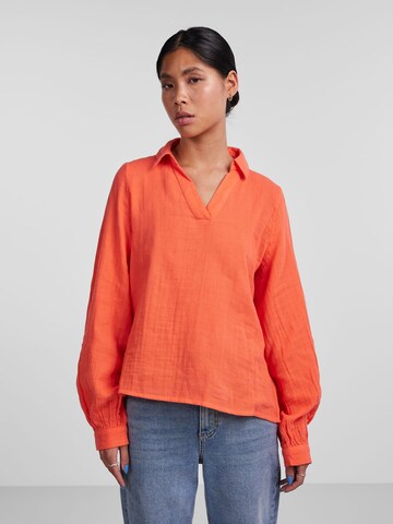 PIECES Blus 'Stina' i orange: framsida