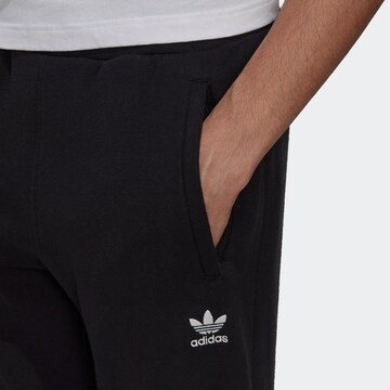 Effilé Pantalon 'Adicolor Essentials Trefoil' ADIDAS ORIGINALS en noir