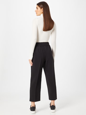 Wide Leg Pantalon à plis s.Oliver BLACK LABEL en noir