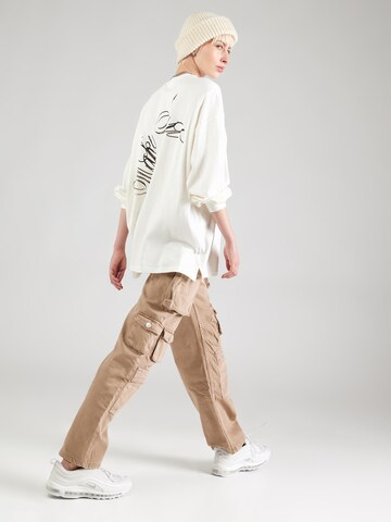 Maglietta 'Lindy' di WEEKDAY in bianco