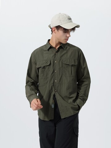 Youthup Regular fit Button Up Shirt in Green