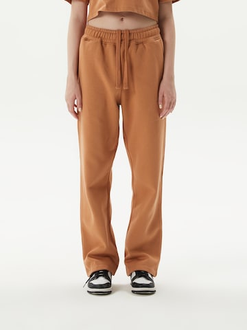 Ossy Homer Loosefit Sporthose 'Heavy Cotton 450 GSM N1Y013' in Braun