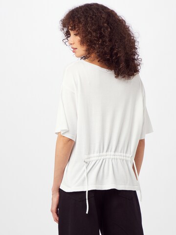 Pull-over UNITED COLORS OF BENETTON en blanc