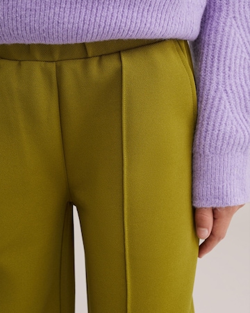 WE Fashion Regular Broek in Groen