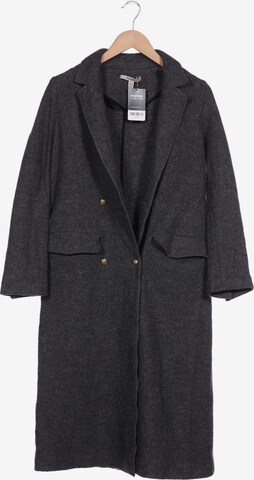 Trafaluc Jacket & Coat in M in Grey: front