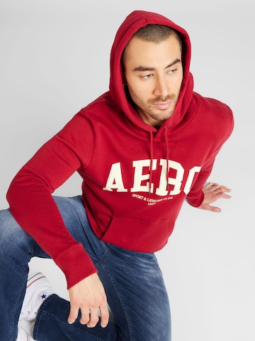 AÉROPOSTALE Sweatshirt i rød