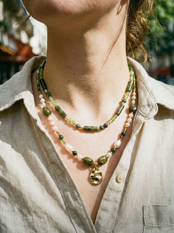 Nemomatheo Necklace 'Regenwald – Naturstein-Röhrenperlen' in Gold