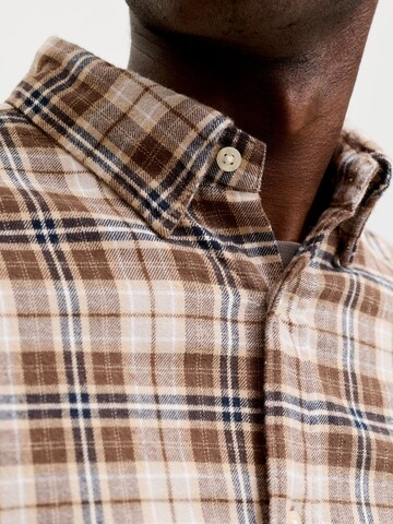 Regular fit Camicia 'JJEField' di JACK & JONES in marrone