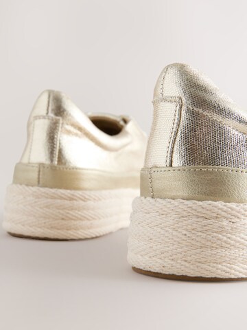 Sneaker bassa 'Forever Comfort®' di Next in oro