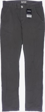 Review Stoffhose 33 in Grün: Vorderseite