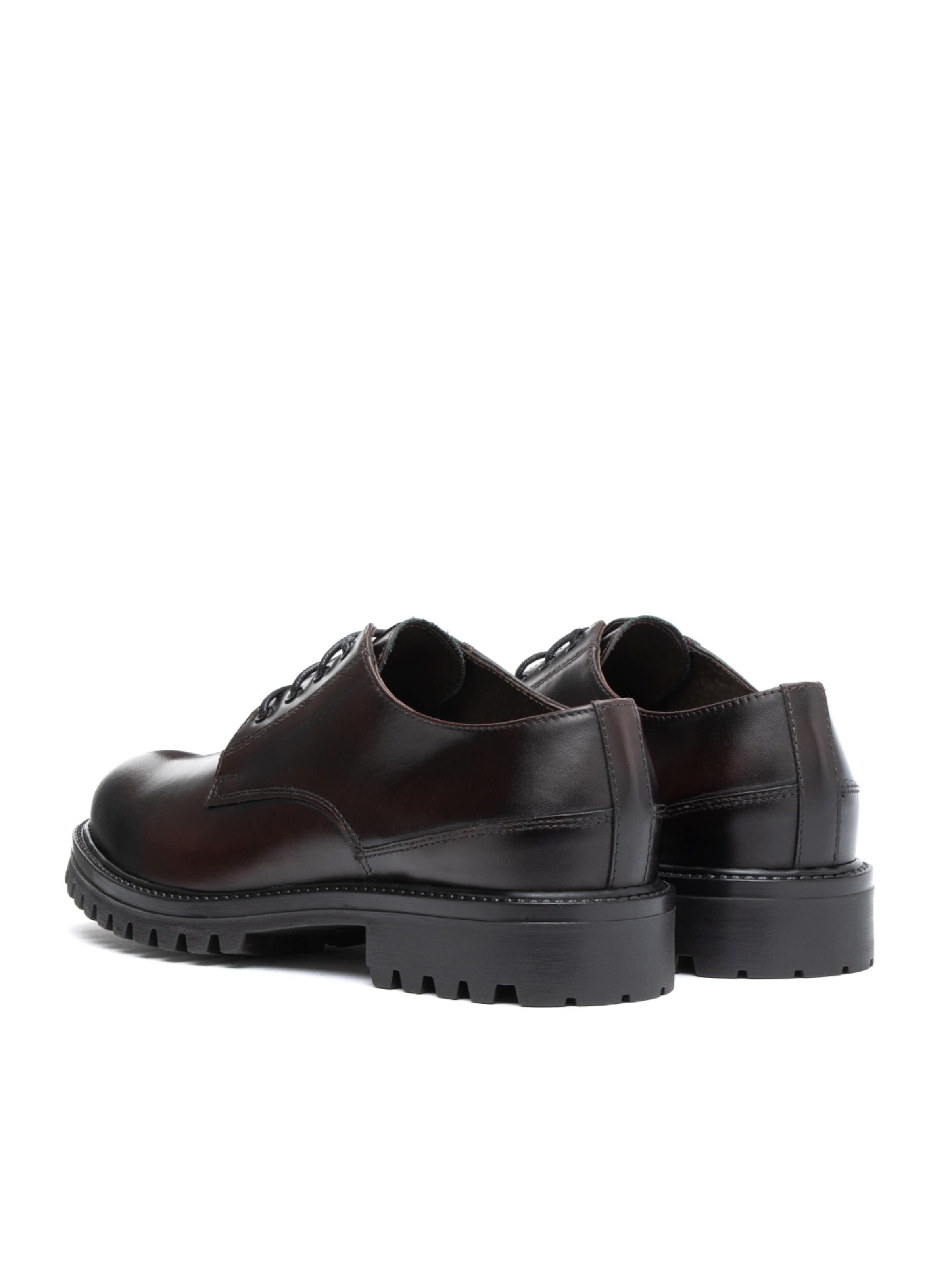 Chaussure à lacets RYŁKO en marron