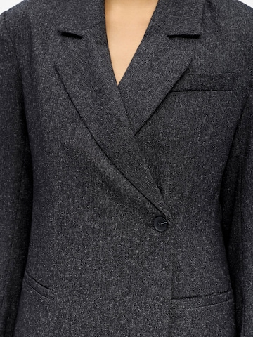 OBJECT Blazer in Black
