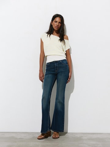 Pull&Bear Pulóver - sárga